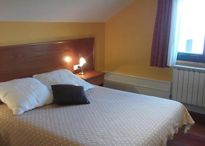 Gasthuis Val De Serantes Ferrol