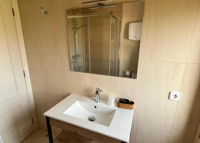 بيت ضيافة Val De Serantes فيرول